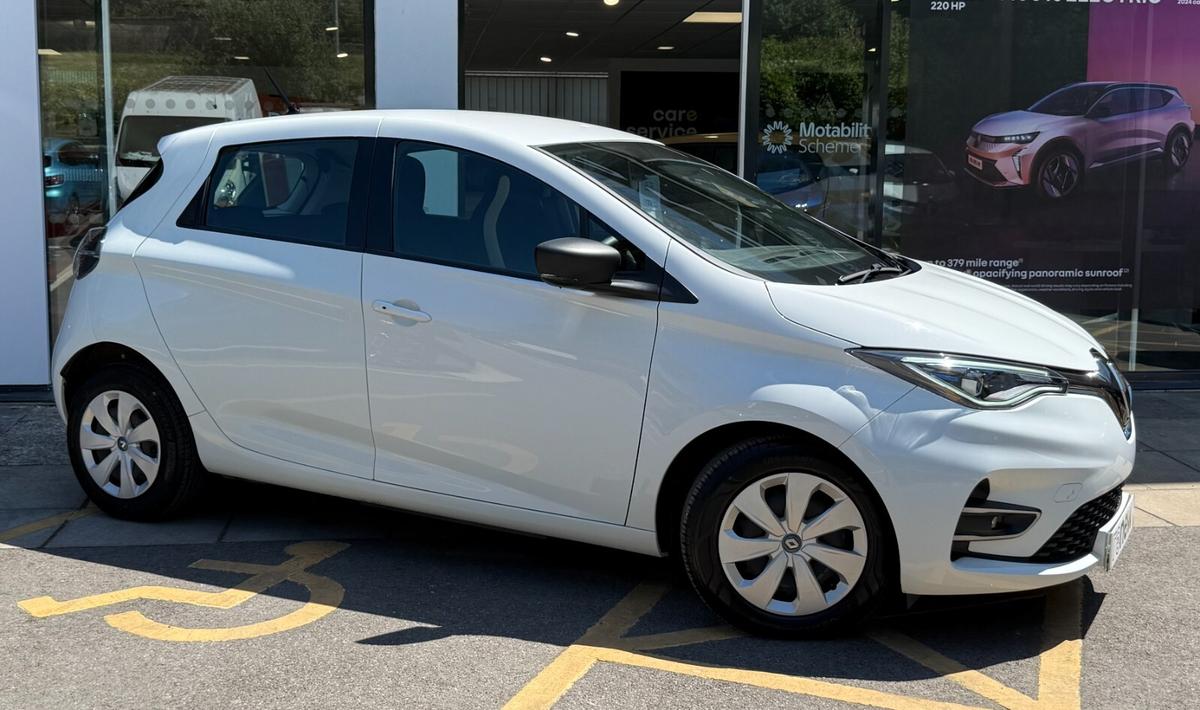 Main listing image - Renault Zoe