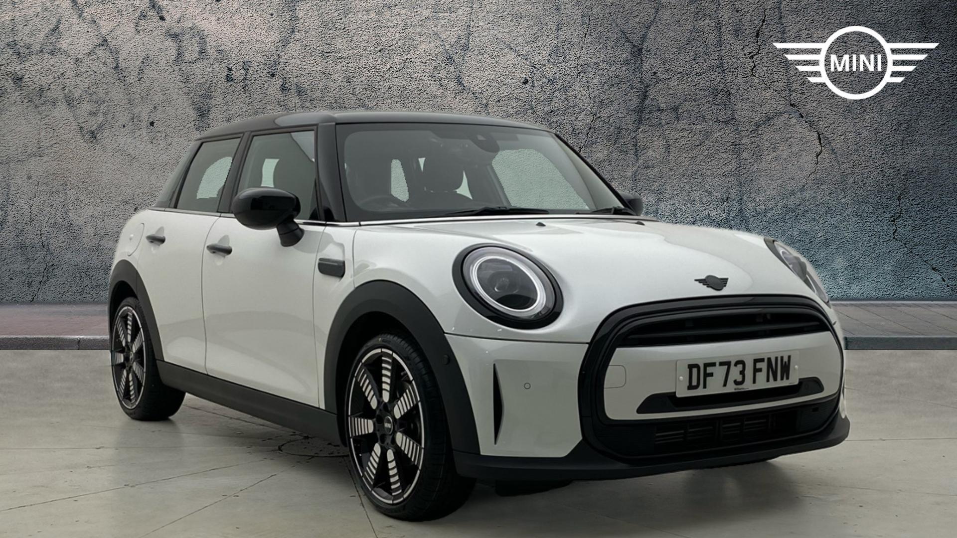 Main listing image - MINI Hatchback 5dr