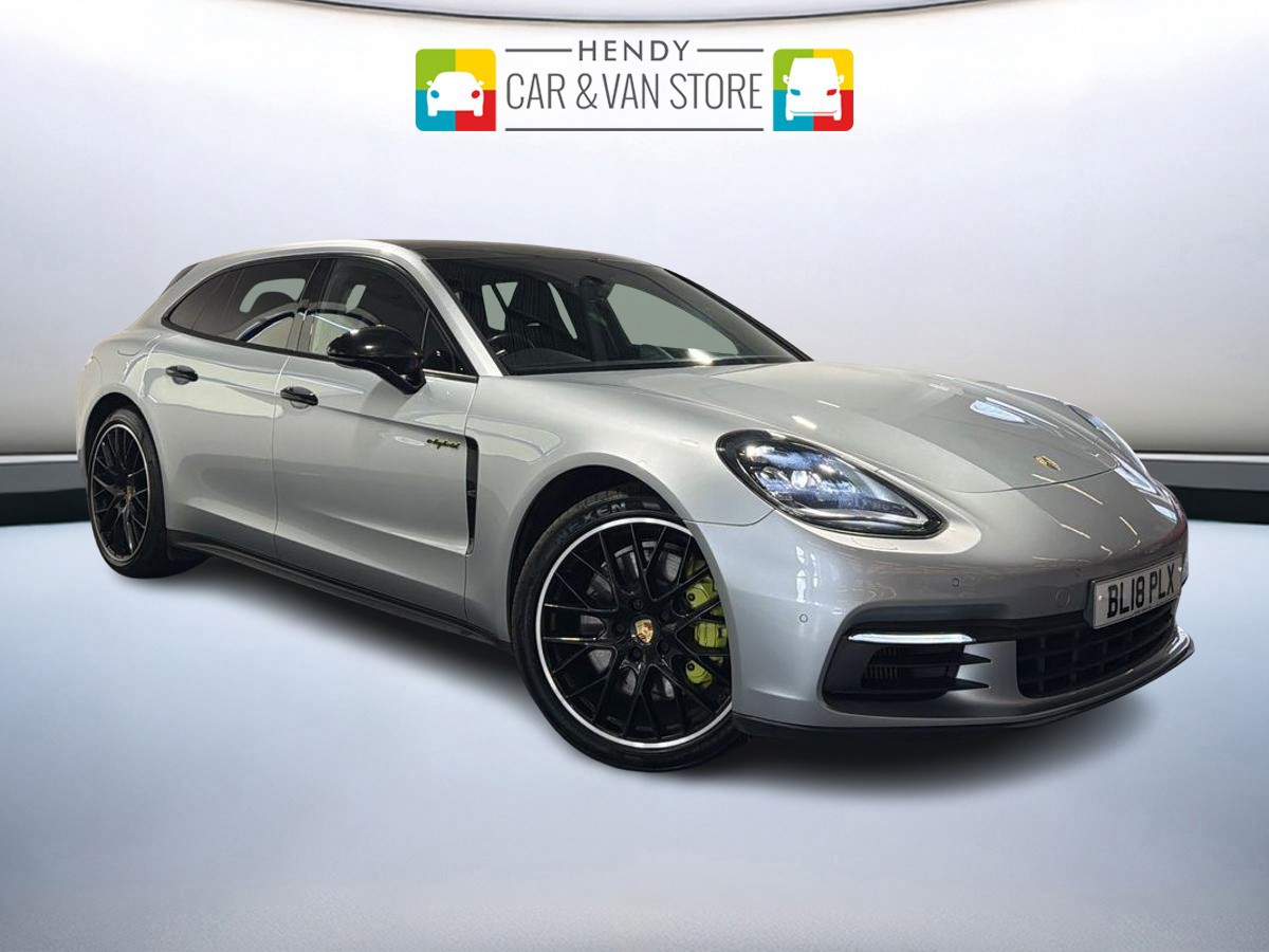 Main listing image - Porsche Panamera Sport Turismo