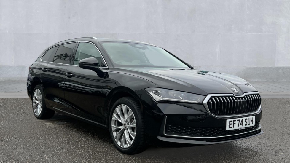 Main listing image - Skoda Superb Estate