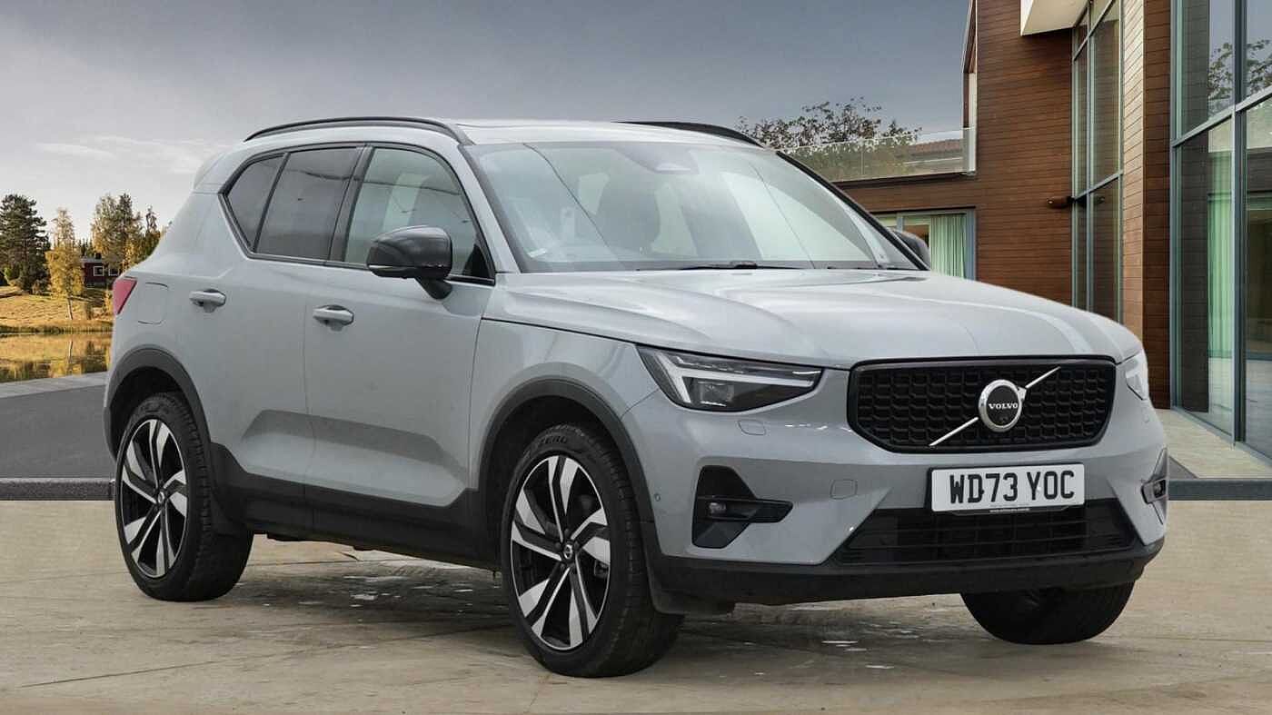 Main listing image - Volvo XC40