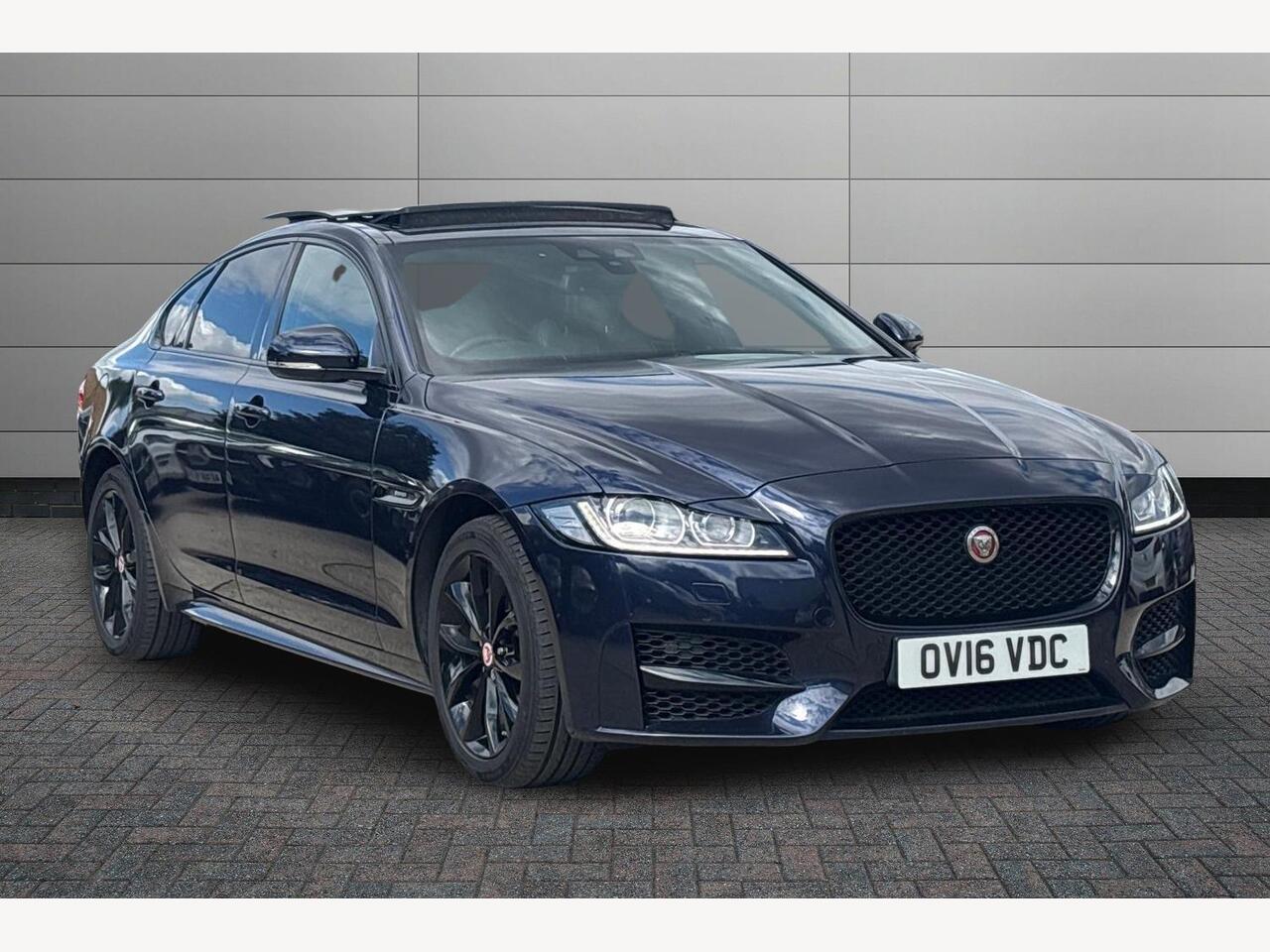 Main listing image - Jaguar XF