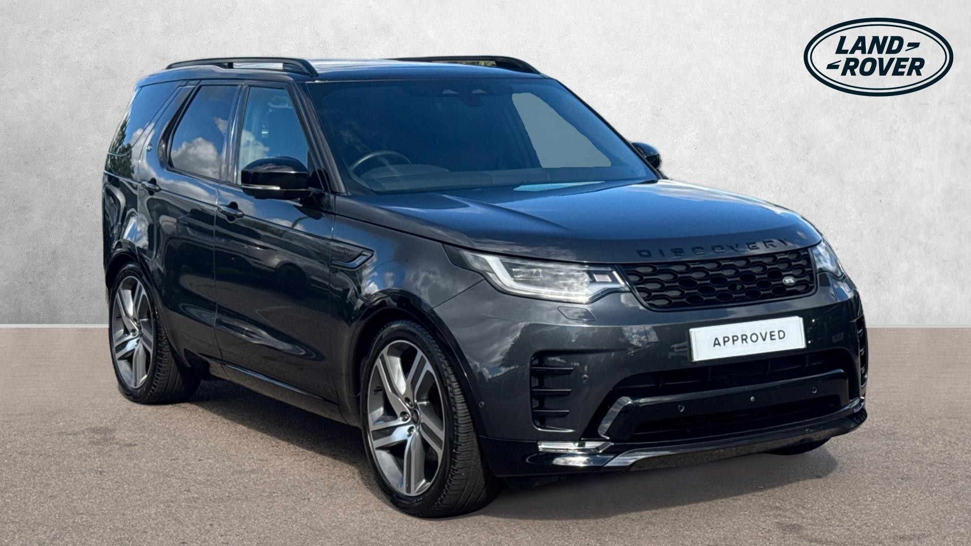 Main listing image - Land Rover Discovery