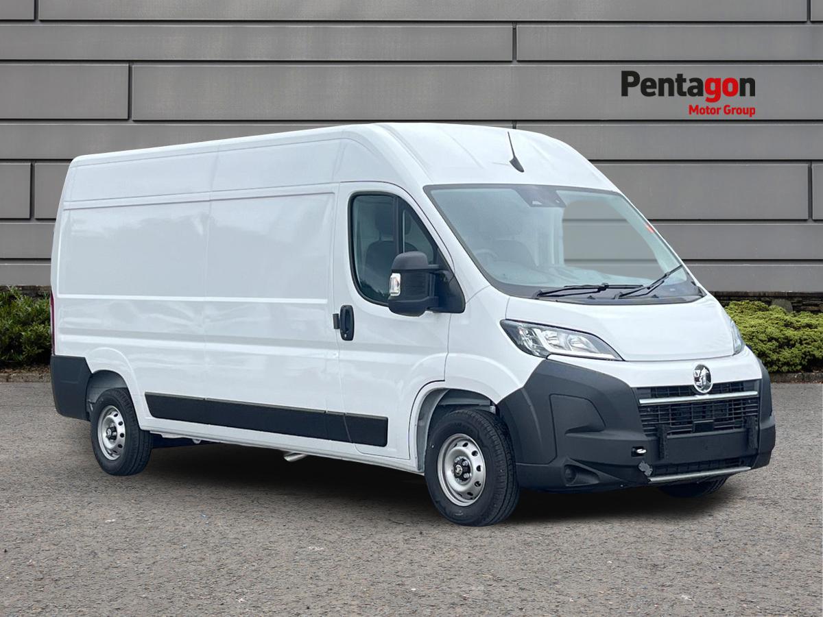 Main listing image - Vauxhall Movano
