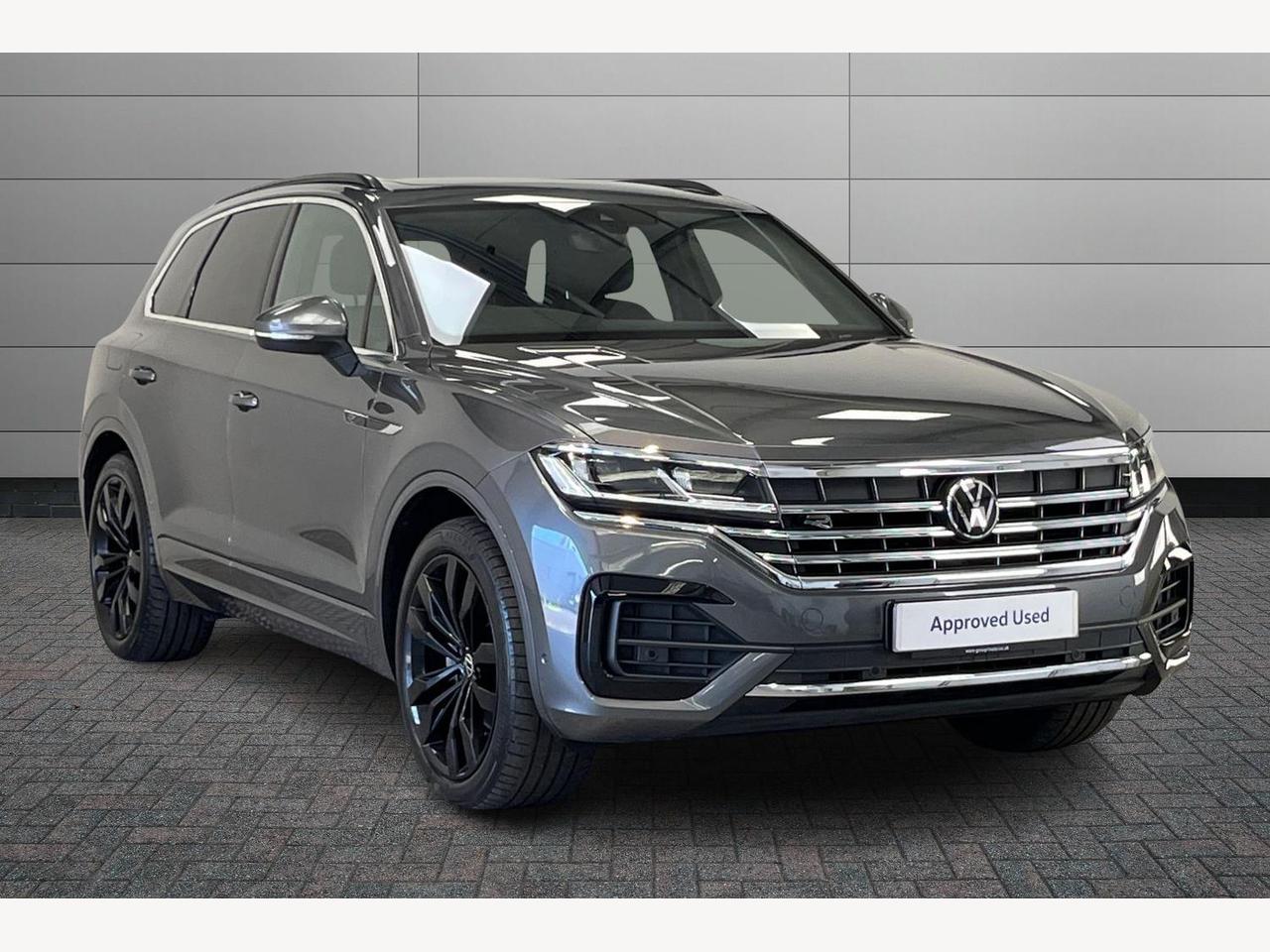 Main listing image - Volkswagen Touareg