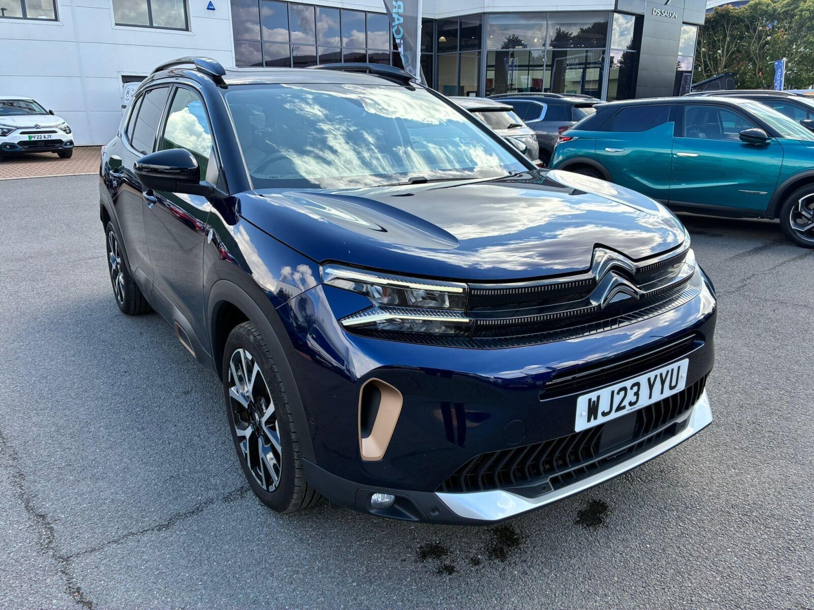 Main listing image - Citroen C5 Aircross