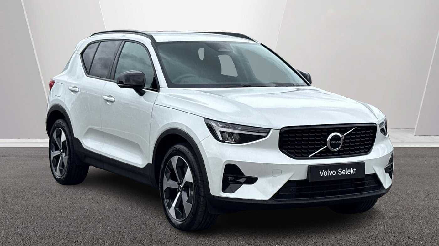 Main listing image - Volvo XC40