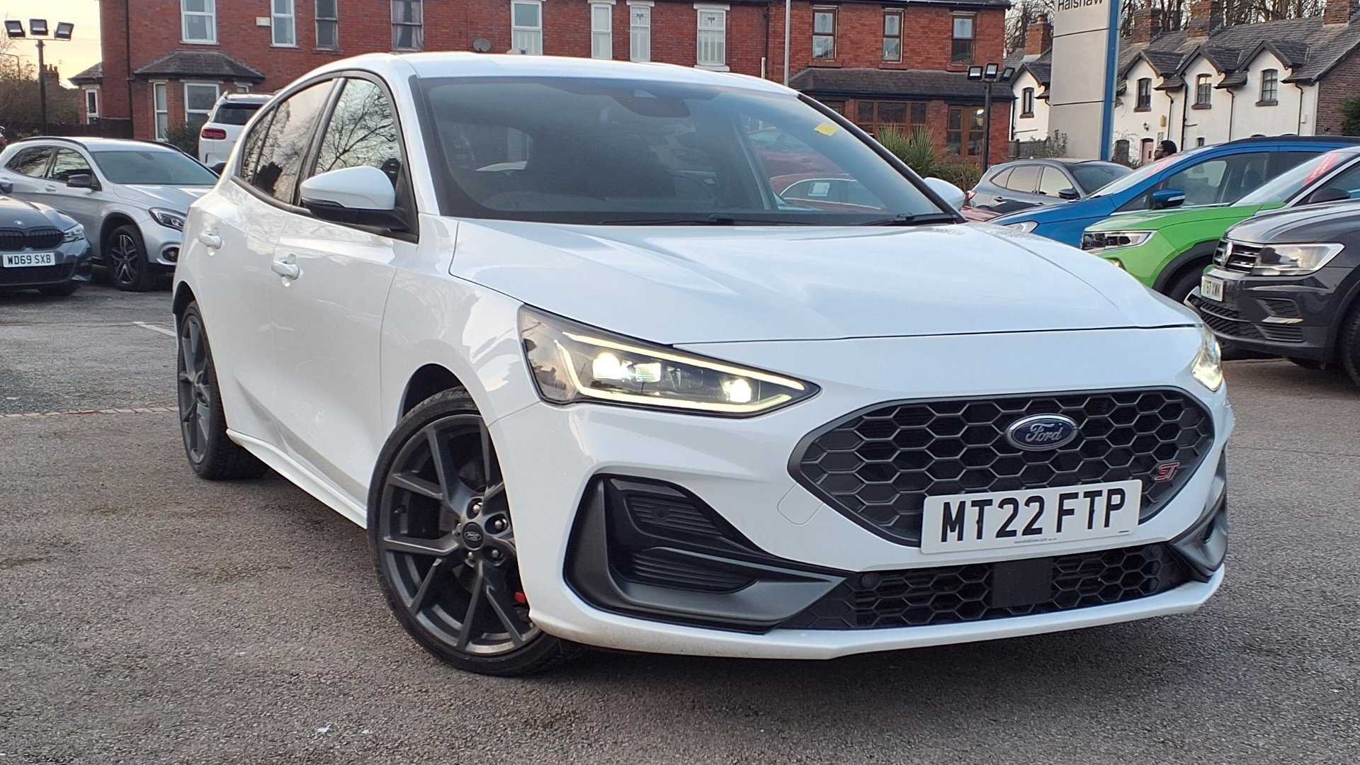 Main listing image - Ford Focus ST