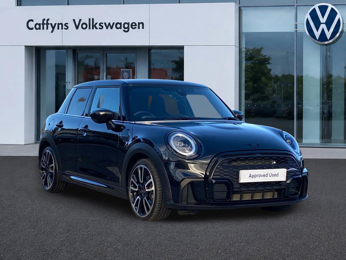 Main listing image - MINI Hatchback