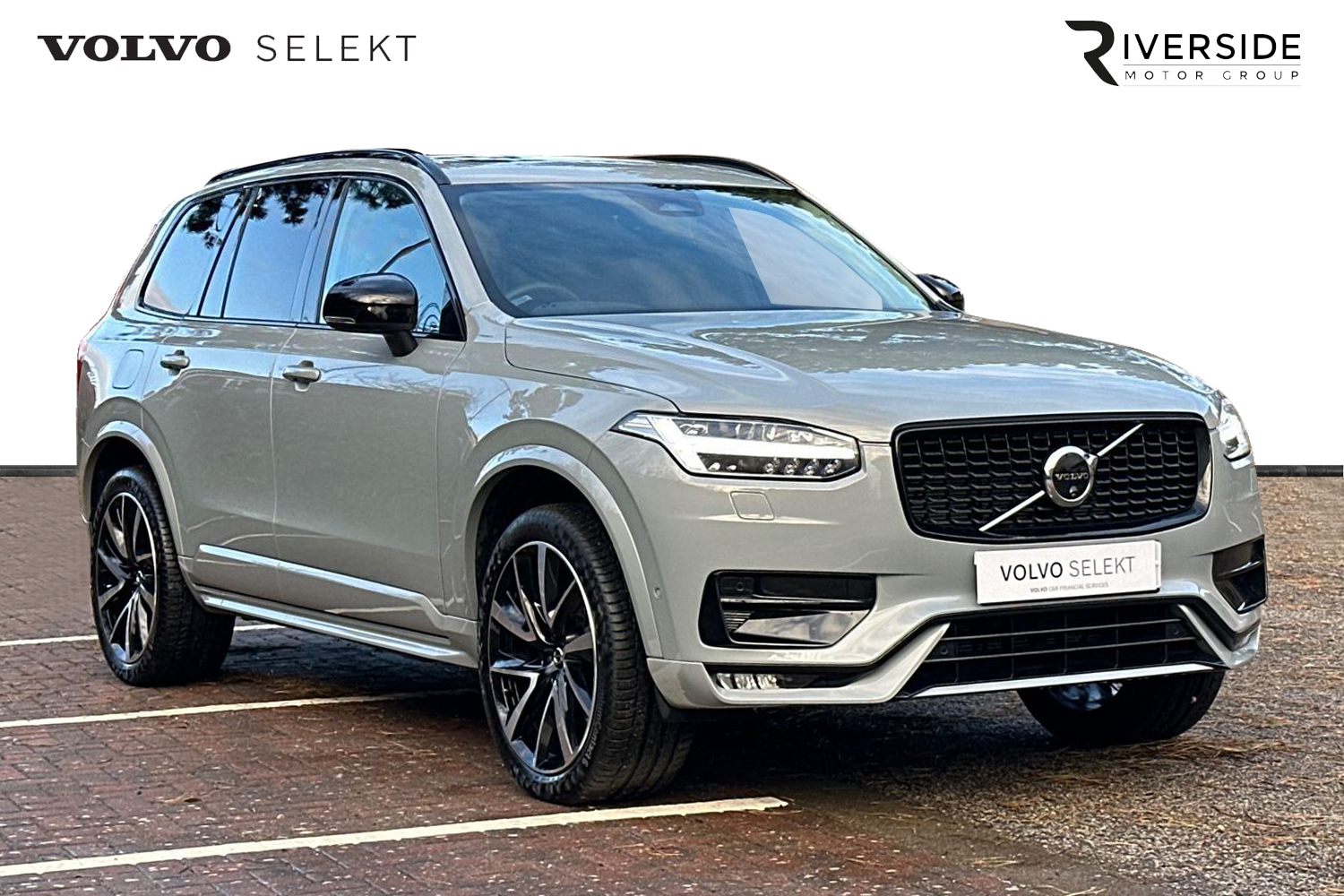 Main listing image - Volvo XC90