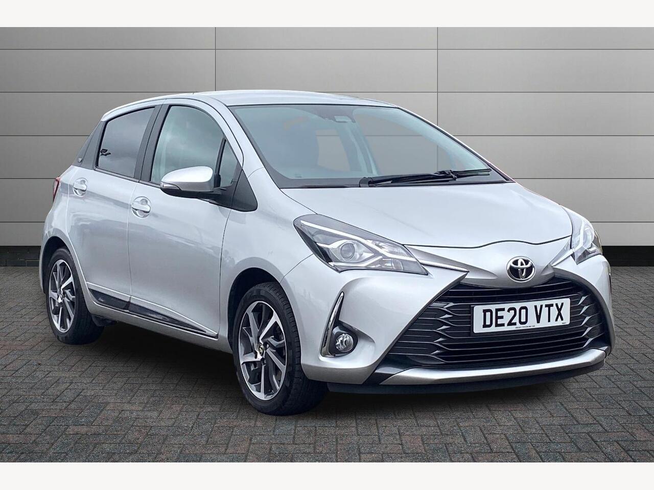 Main listing image - Toyota Yaris
