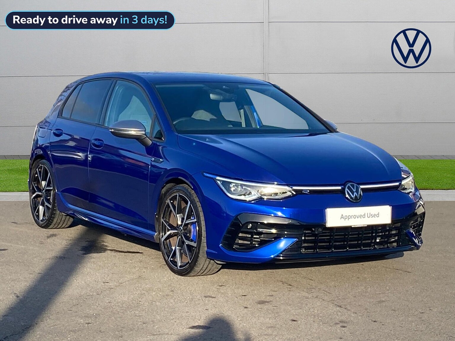 Main listing image - Volkswagen Golf R