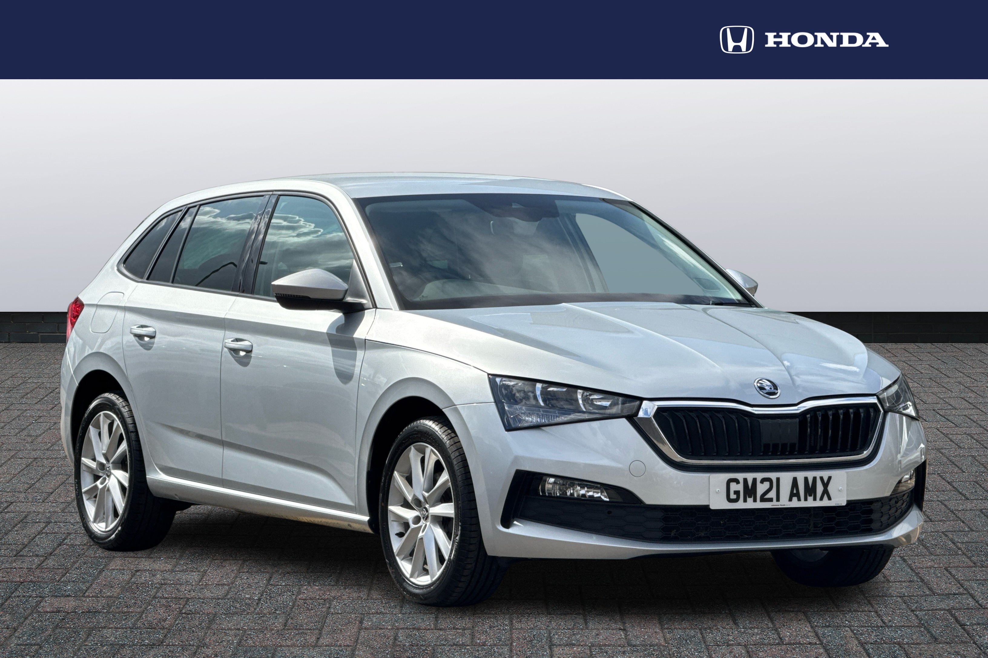 Main listing image - Skoda Scala