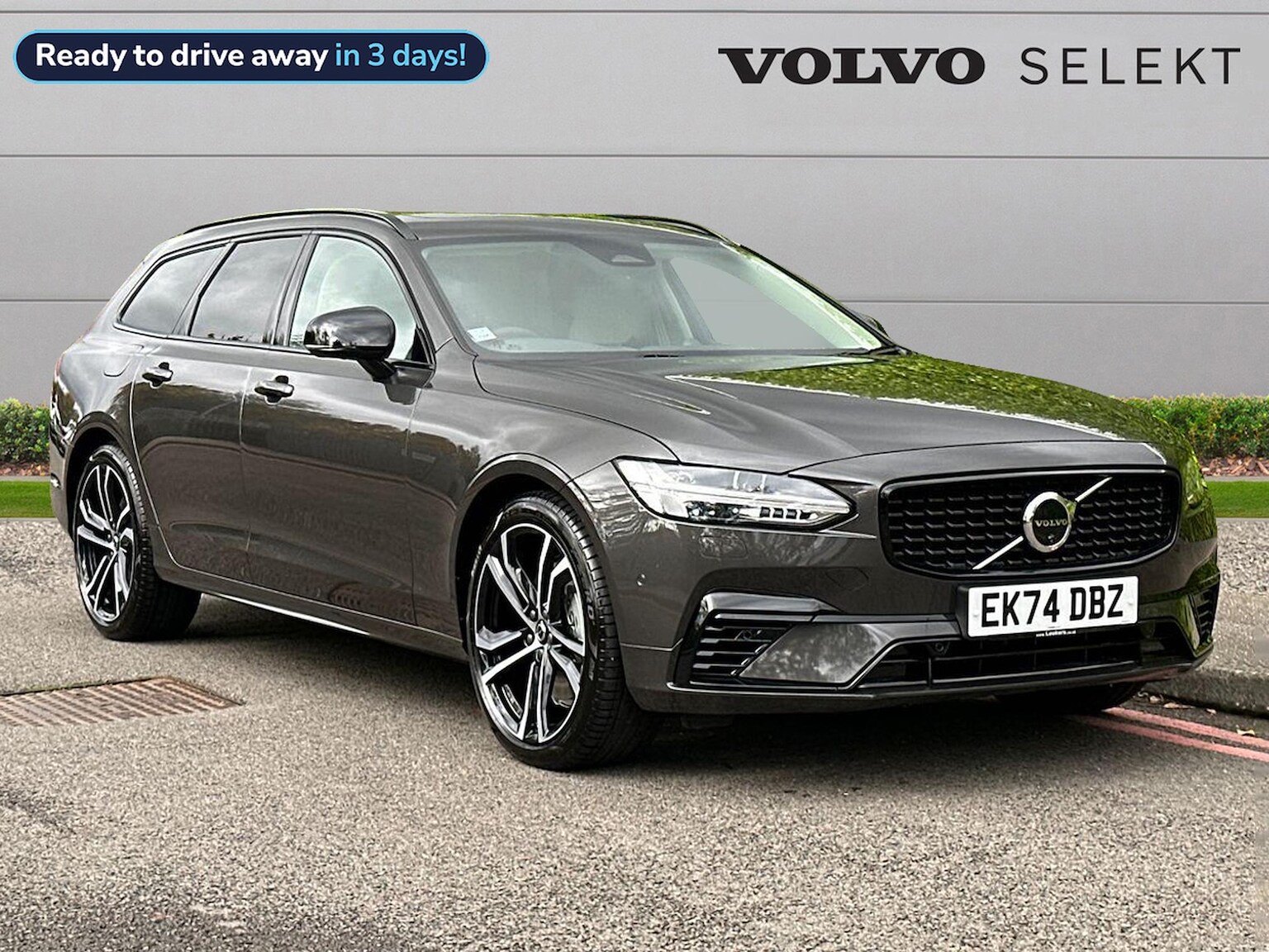 Main listing image - Volvo V90