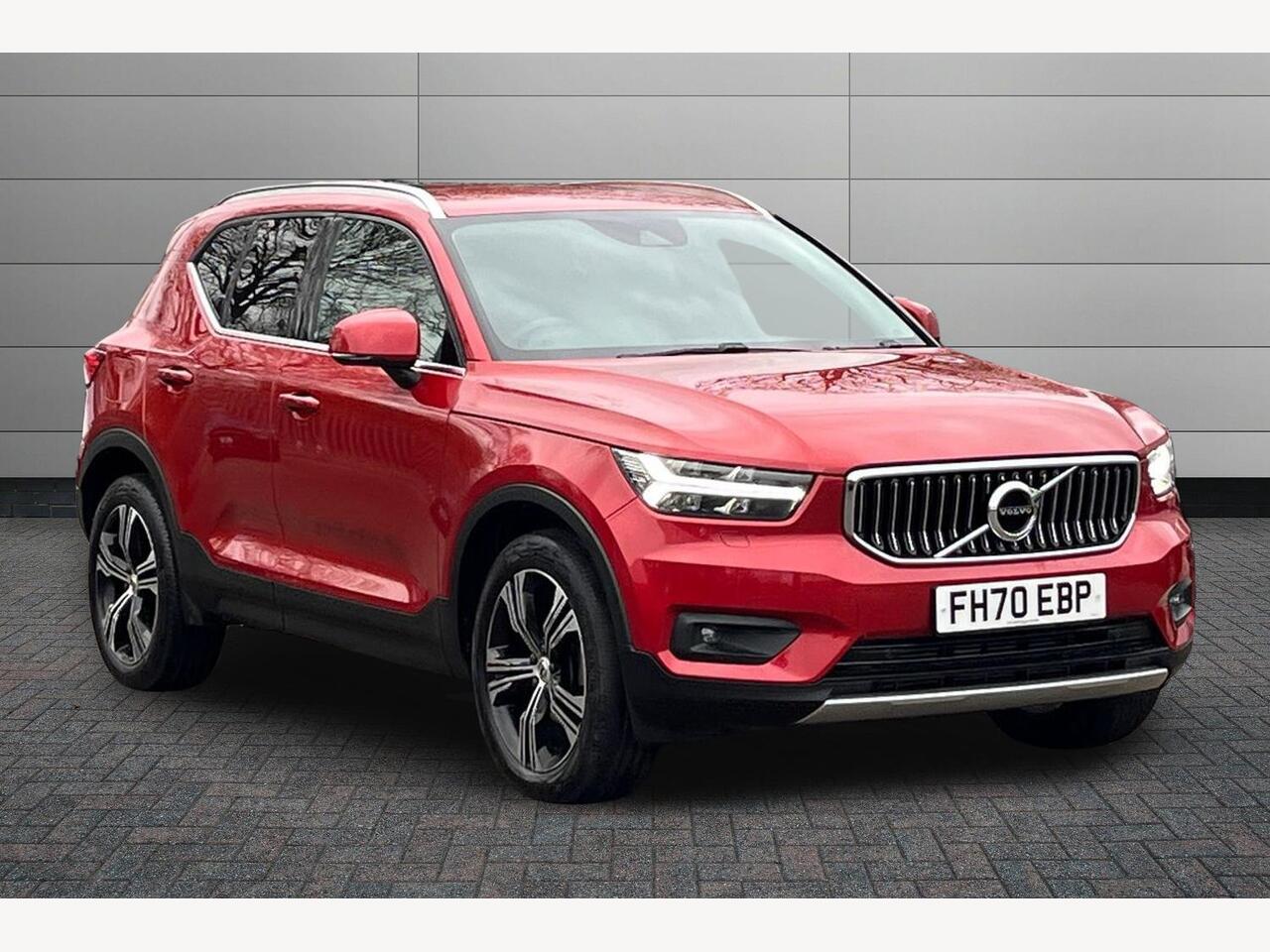 Main listing image - Volvo XC40