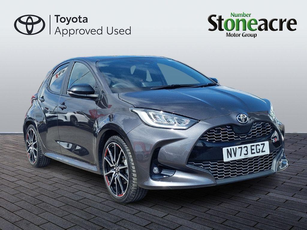 Main listing image - Toyota Yaris