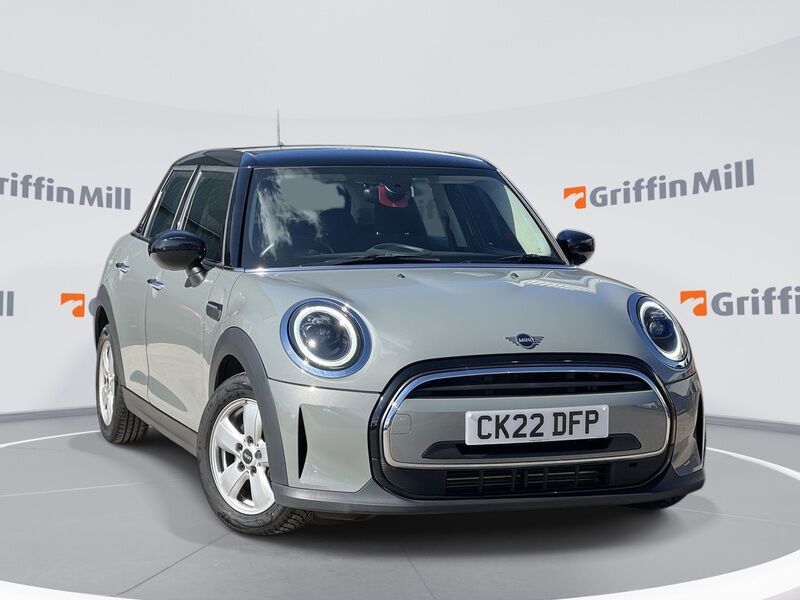 Main listing image - MINI Hatchback 5dr