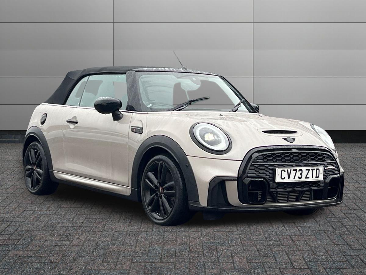 Main listing image - MINI Convertible