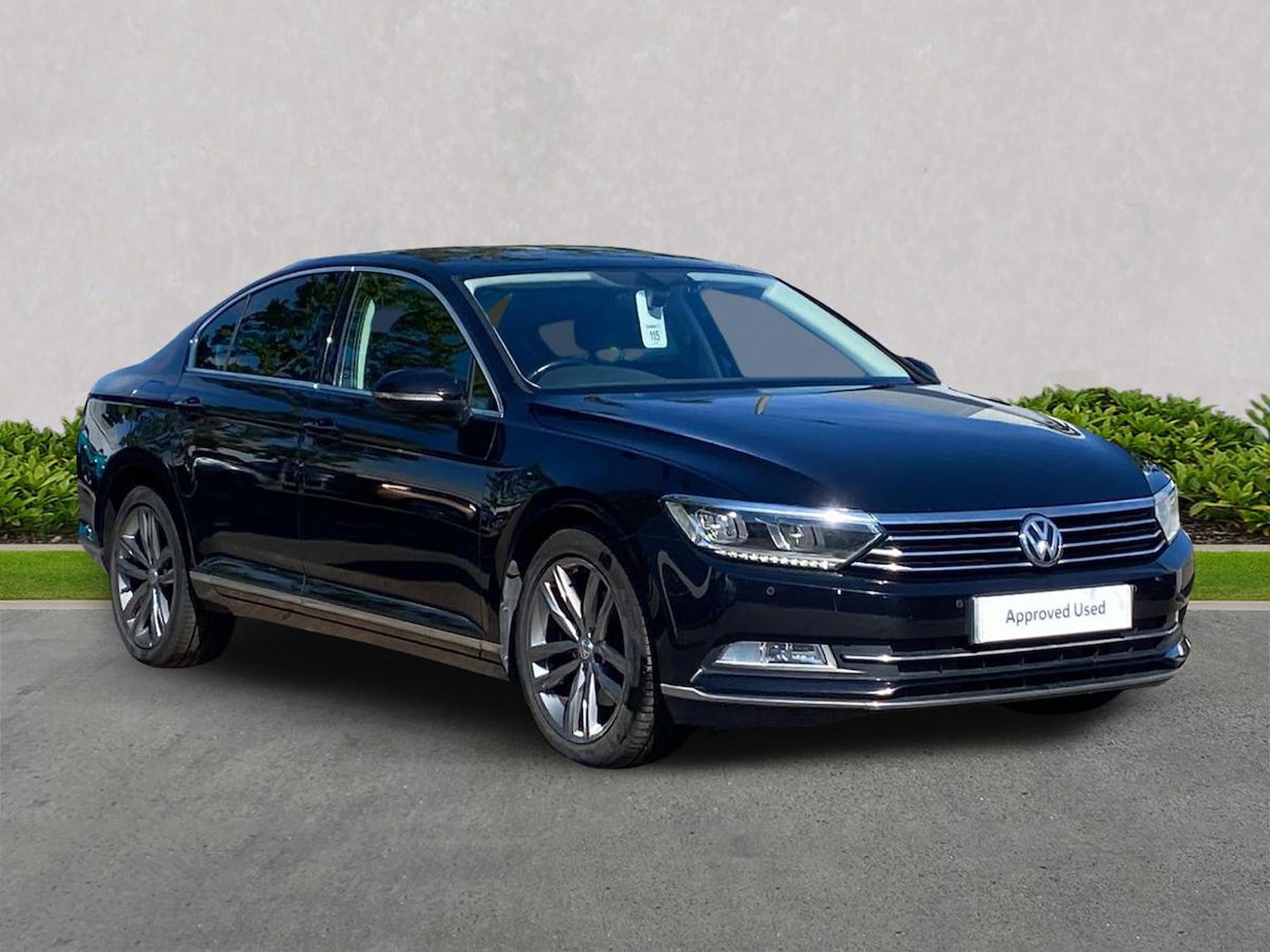 Main listing image - Volkswagen Passat