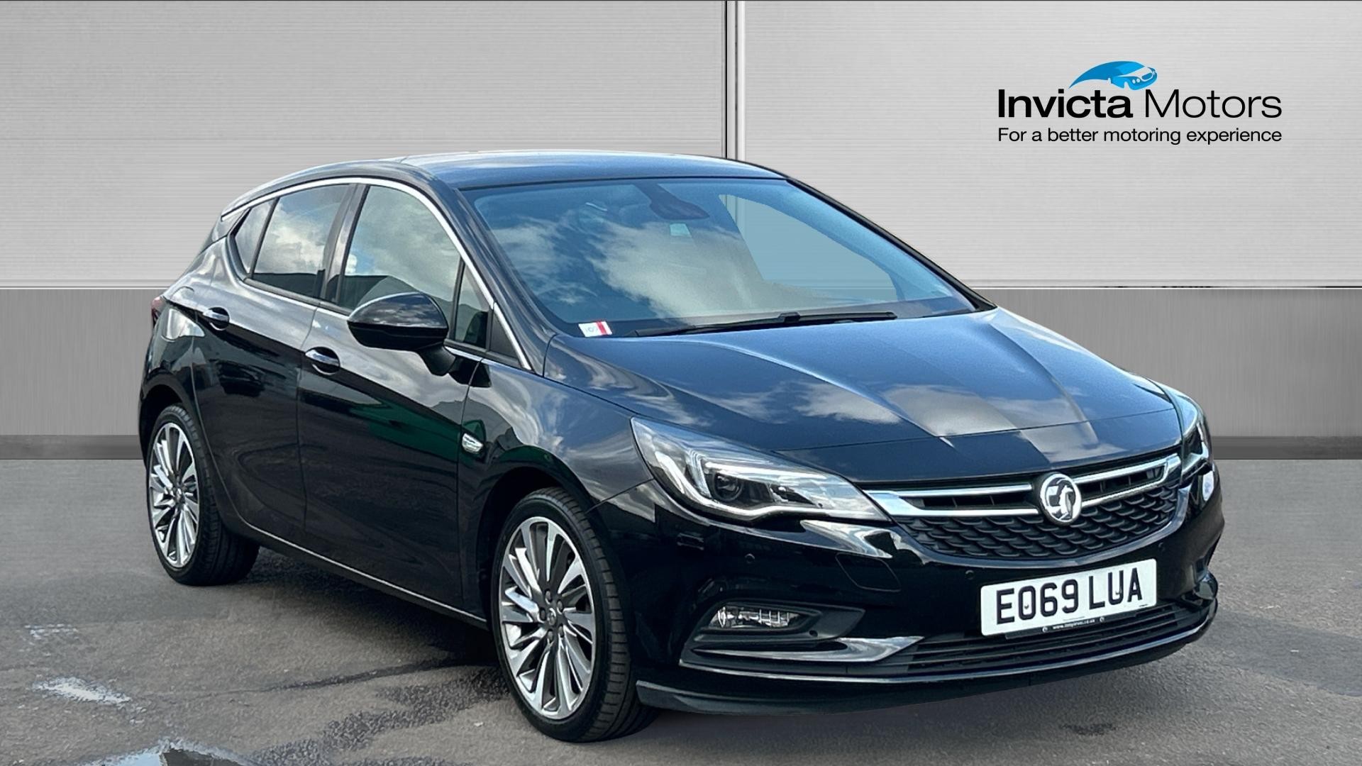 Main listing image - Vauxhall Astra