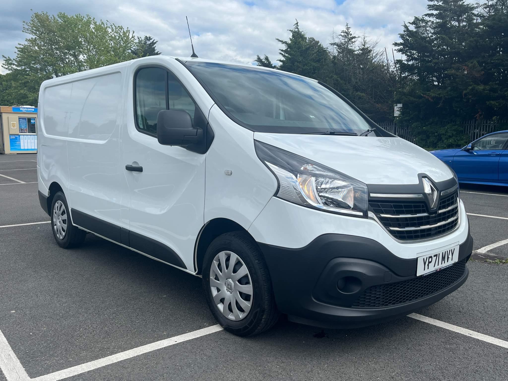 Main listing image - Renault Trafic