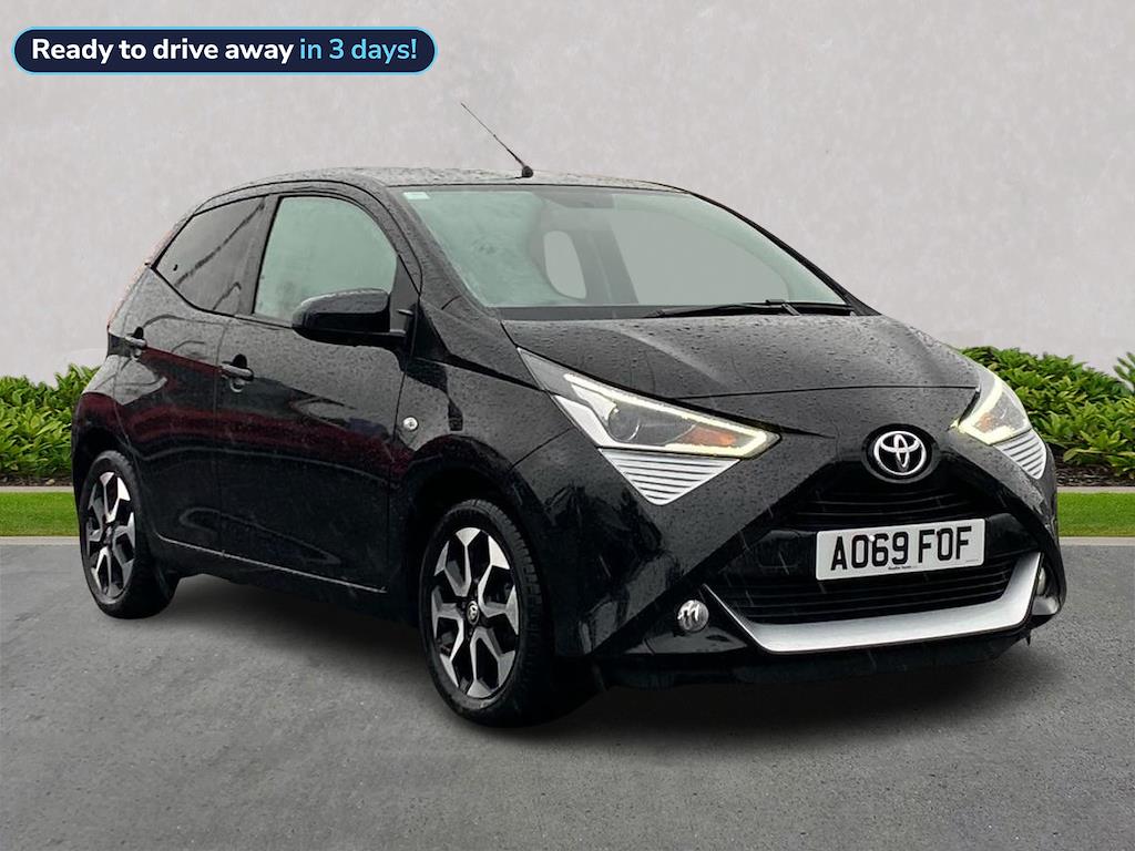 Main listing image - Toyota Aygo