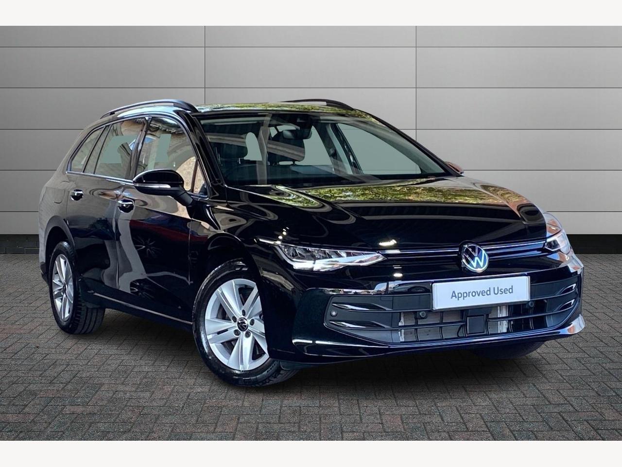 Main listing image - Volkswagen Golf Estate