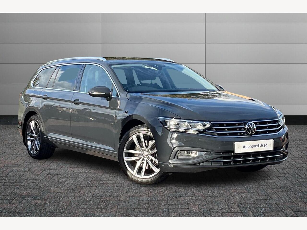 Main listing image - Volkswagen Passat
