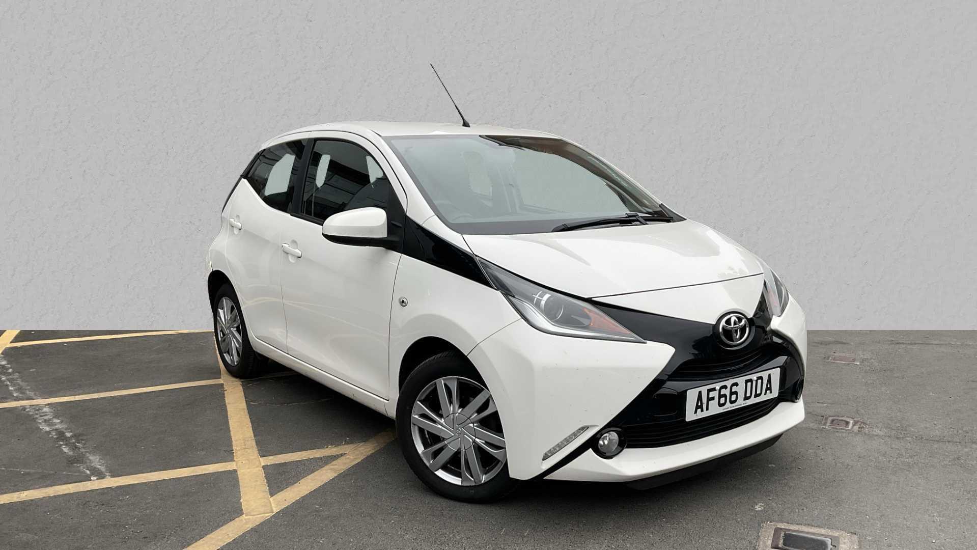 Main listing image - Toyota Aygo