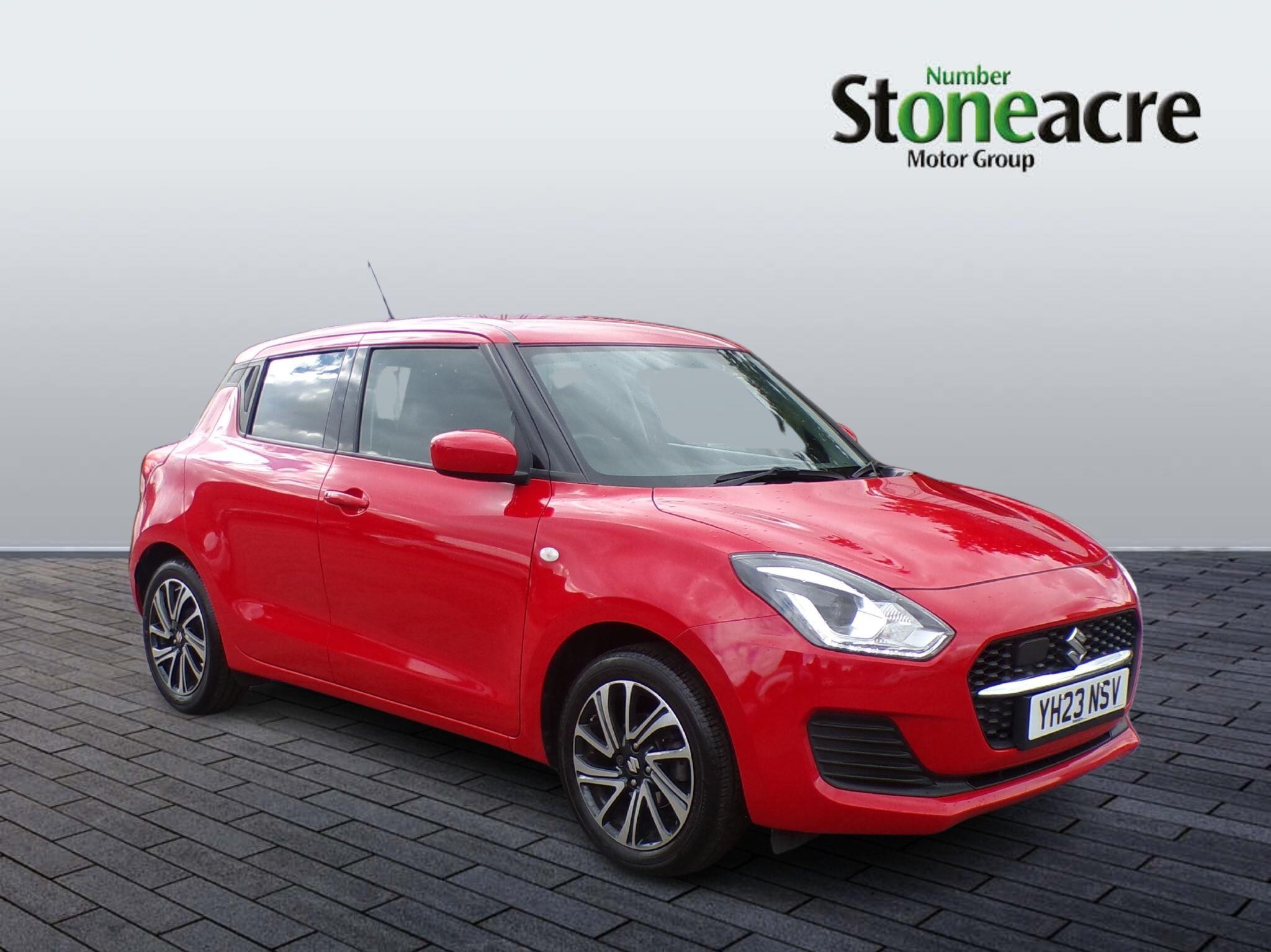 Main listing image - Suzuki Swift