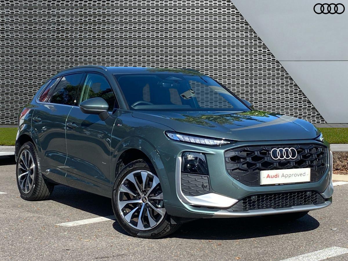 Main listing image - Audi Q3