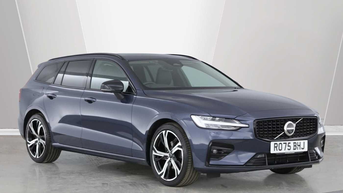 Main listing image - Volvo V60