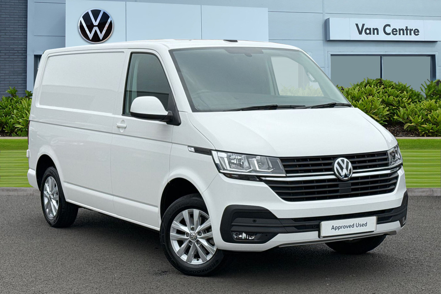 Main listing image - Volkswagen Transporter