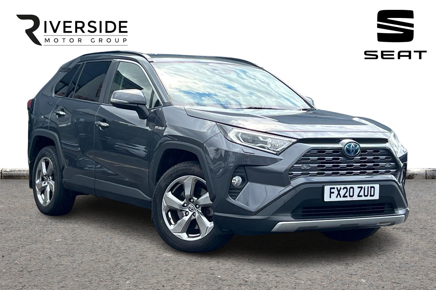 Main listing image - Toyota RAV4