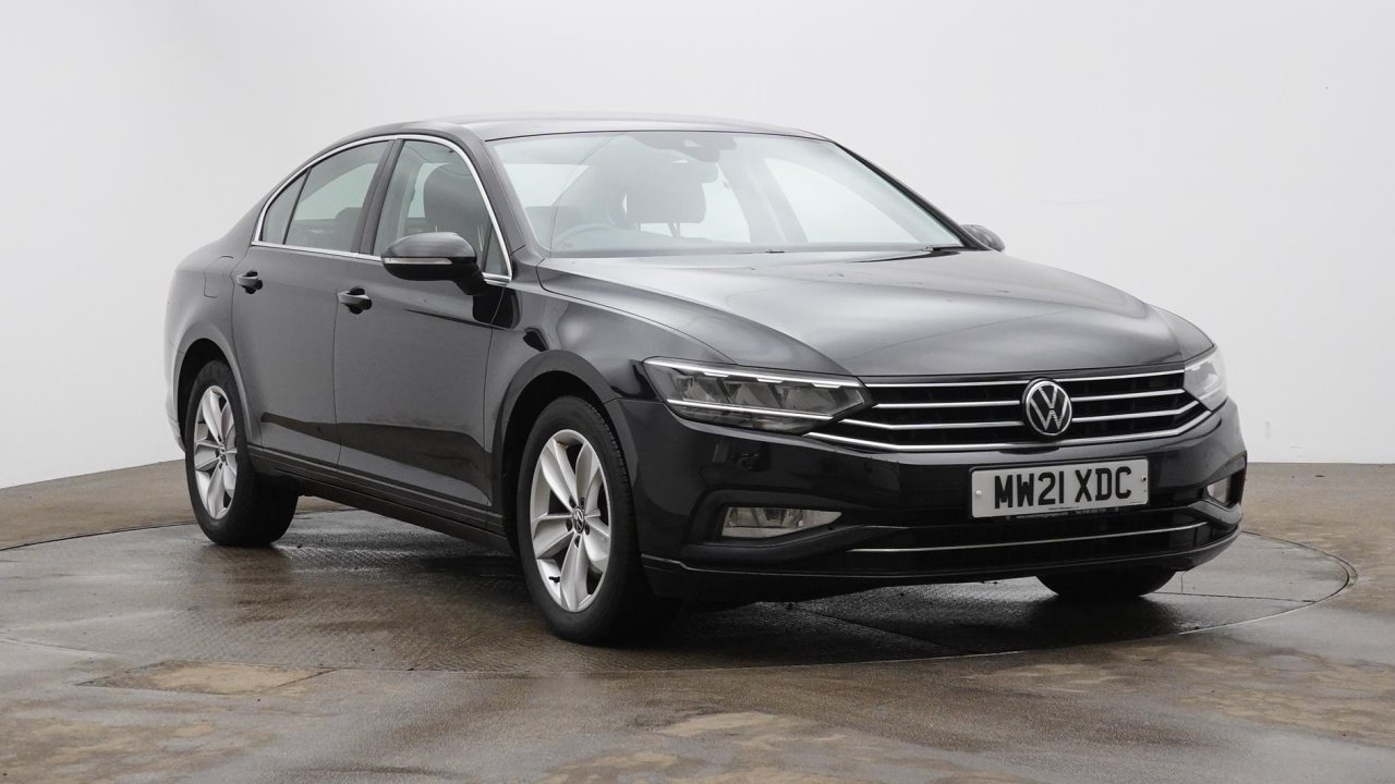 Main listing image - Volkswagen Passat