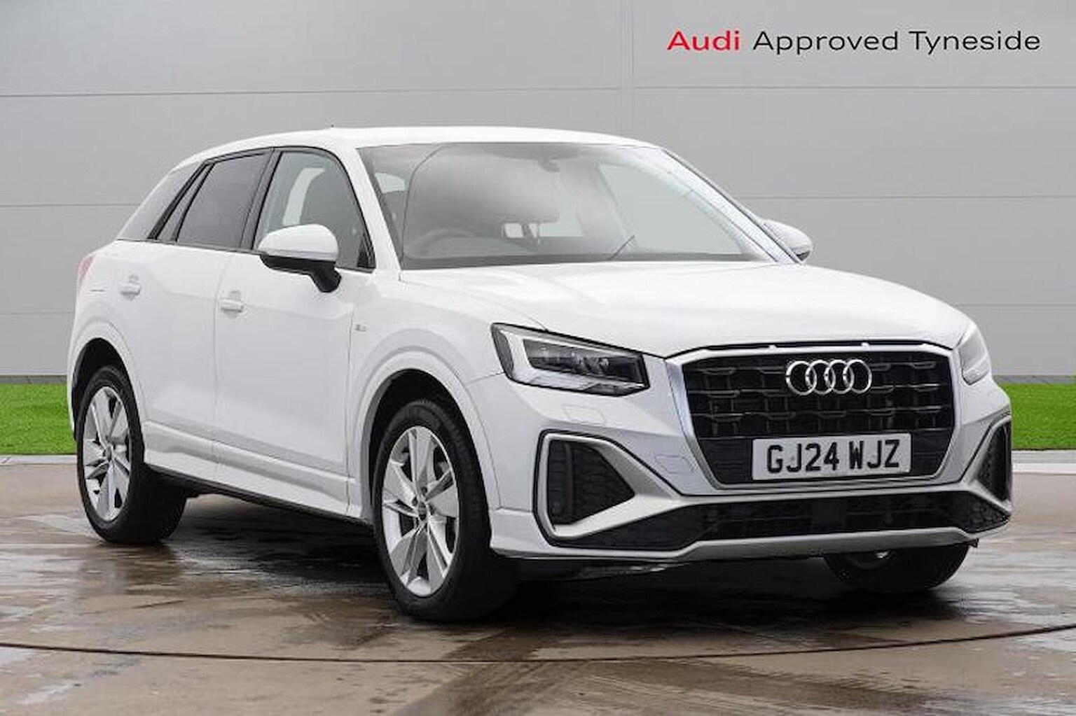 Main listing image - Audi Q2