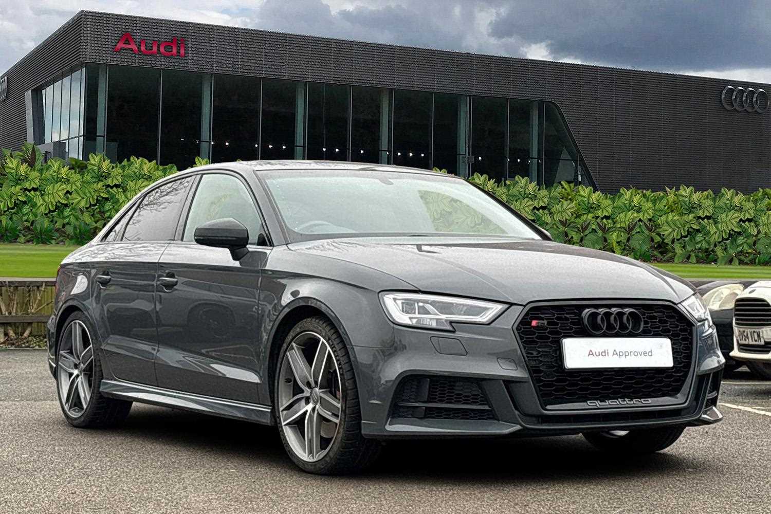 Main listing image - Audi S3