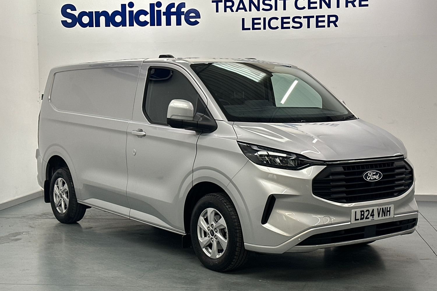 Main listing image - Ford Transit Custom