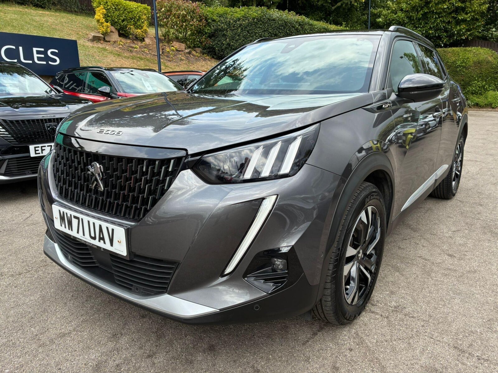Main listing image - Peugeot 2008