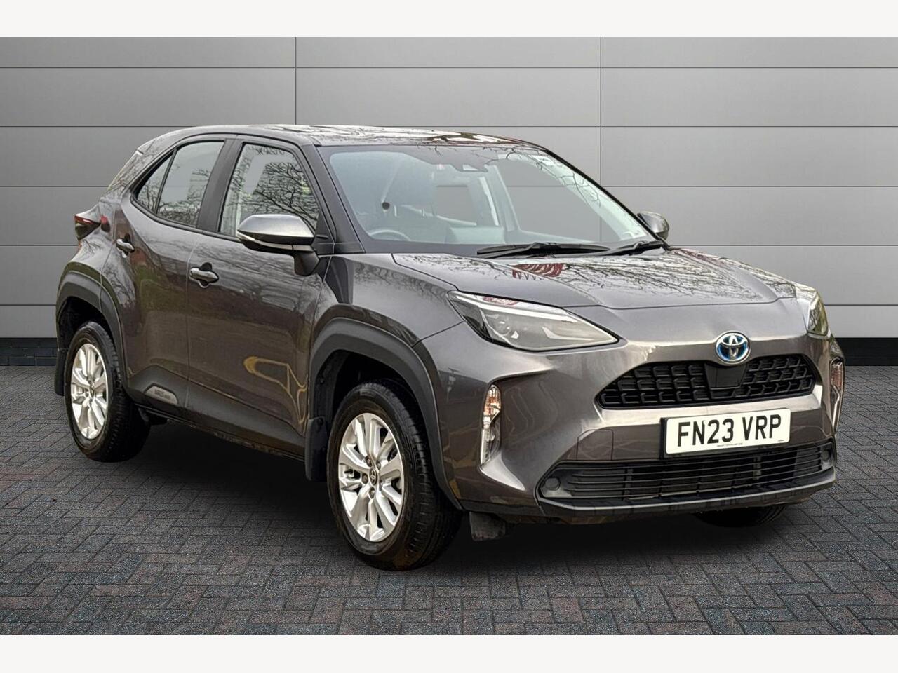 Main listing image - Toyota Yaris Cross