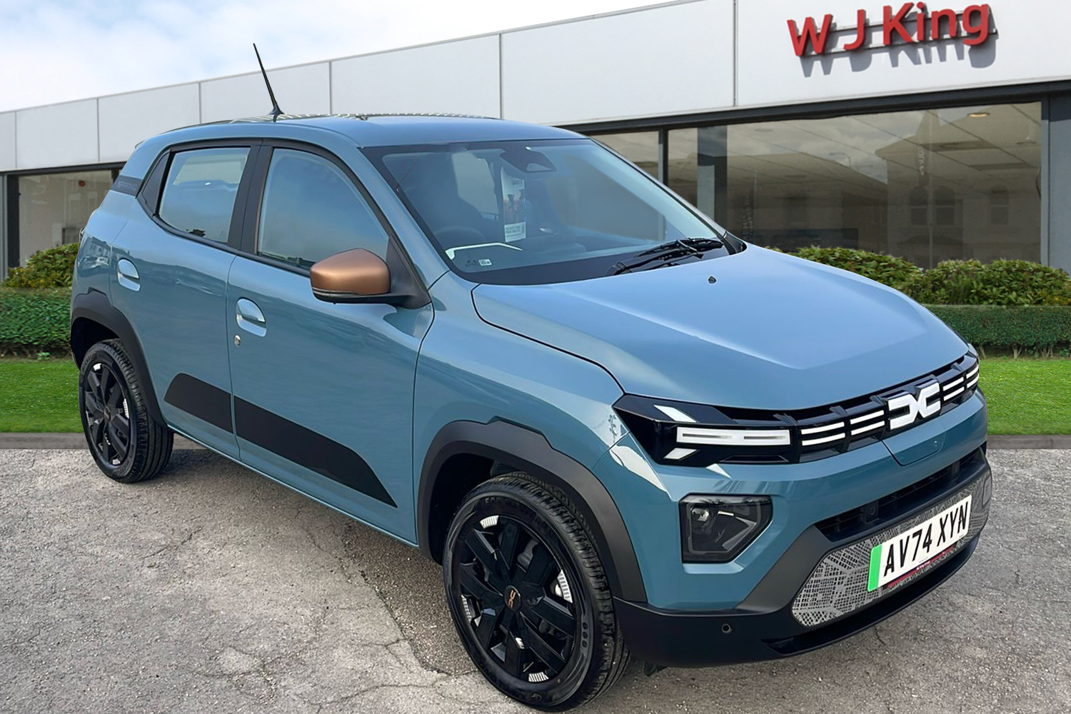 Main listing image - Dacia Spring