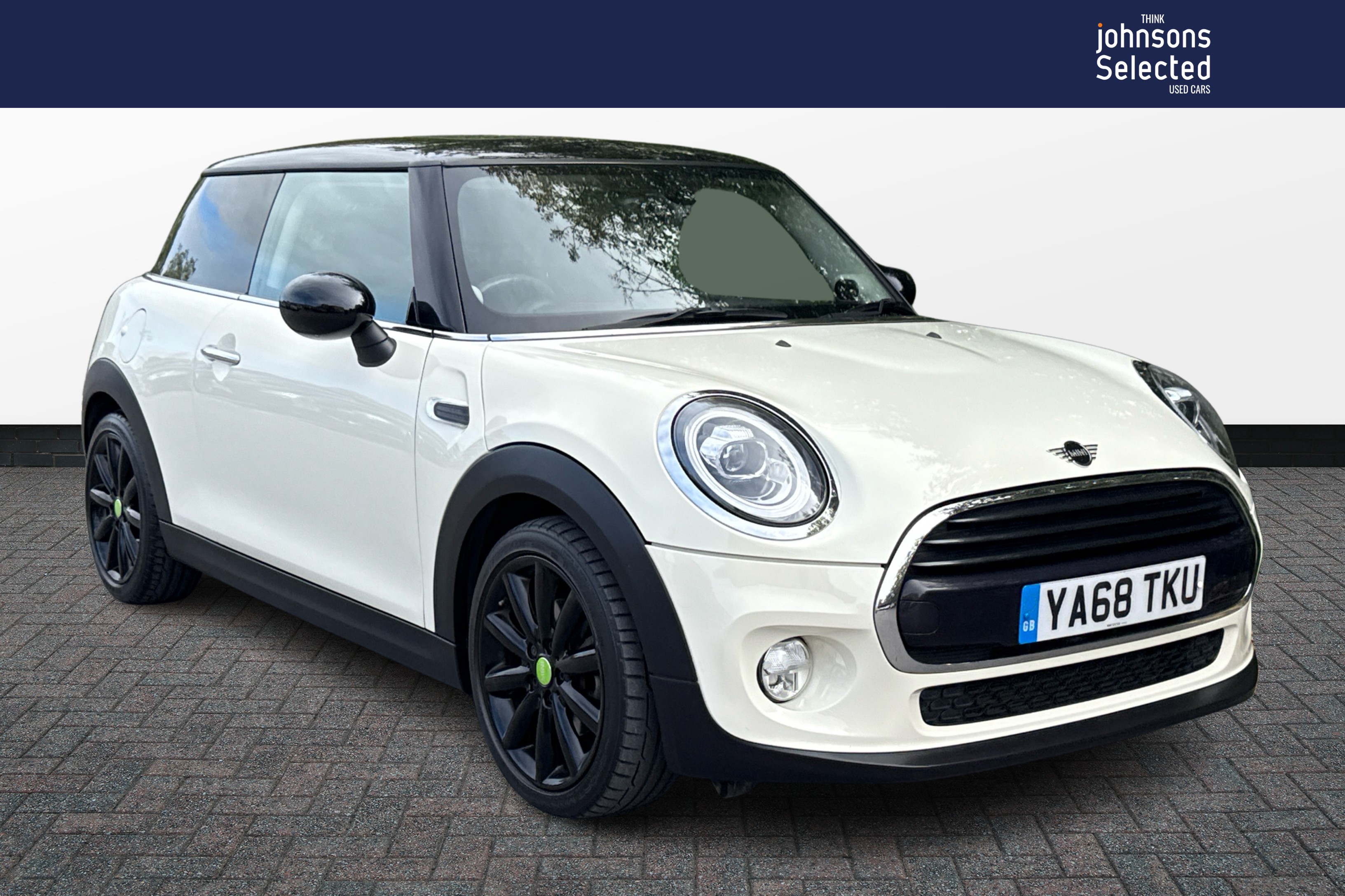 Main listing image - MINI Hatchback