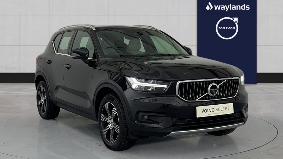 Main listing image - Volvo XC40