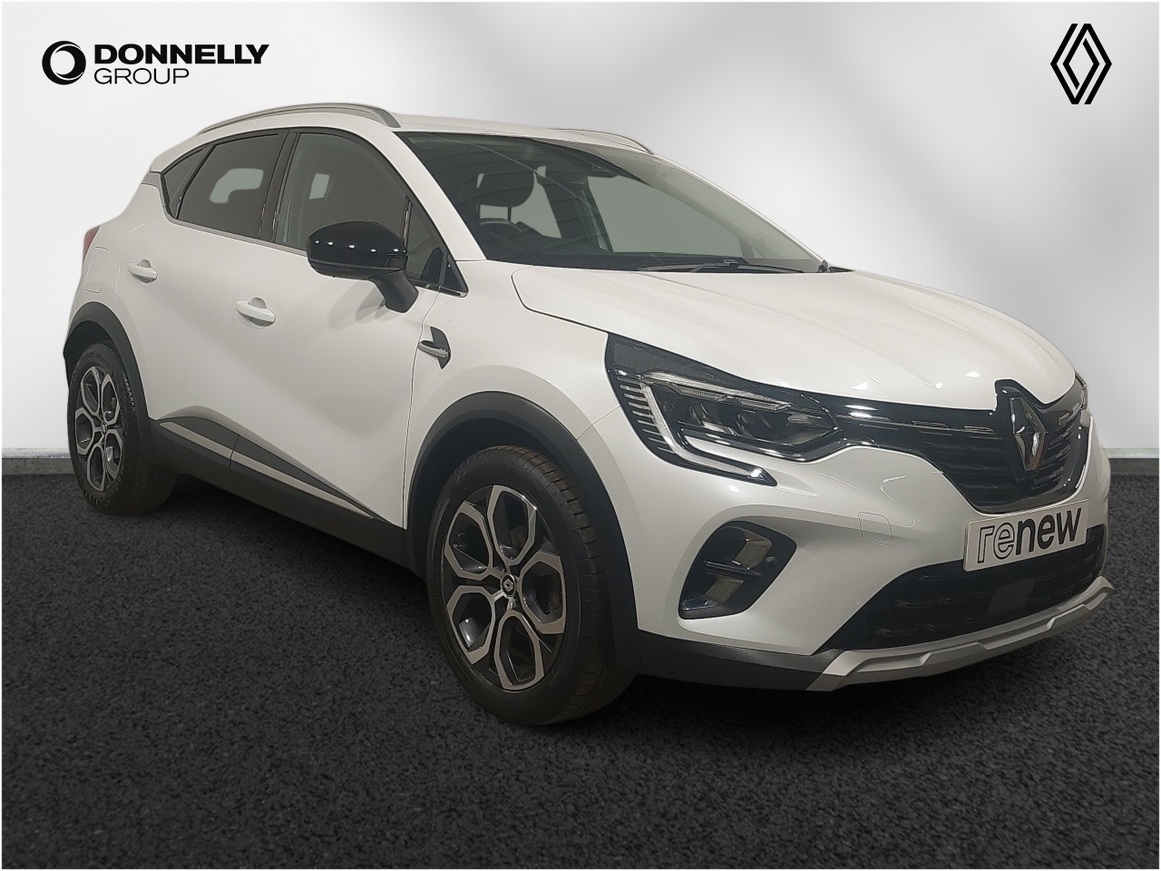 Main listing image - Renault Captur