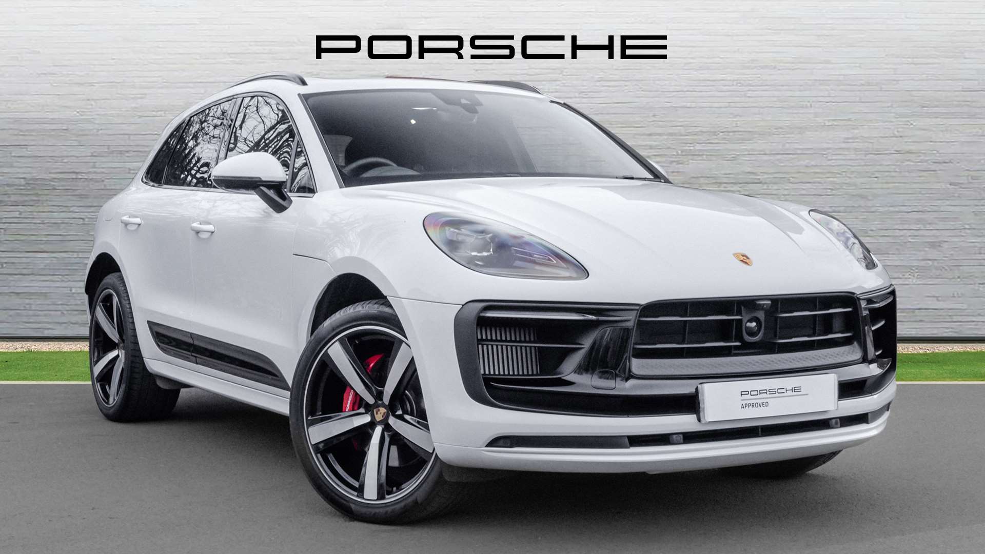 Main listing image - Porsche Macan