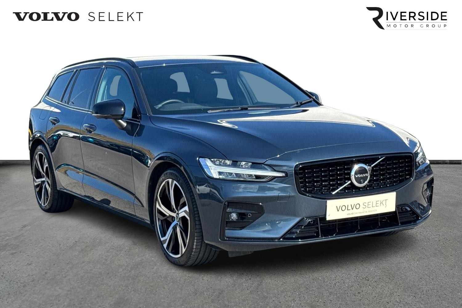 Main listing image - Volvo V60
