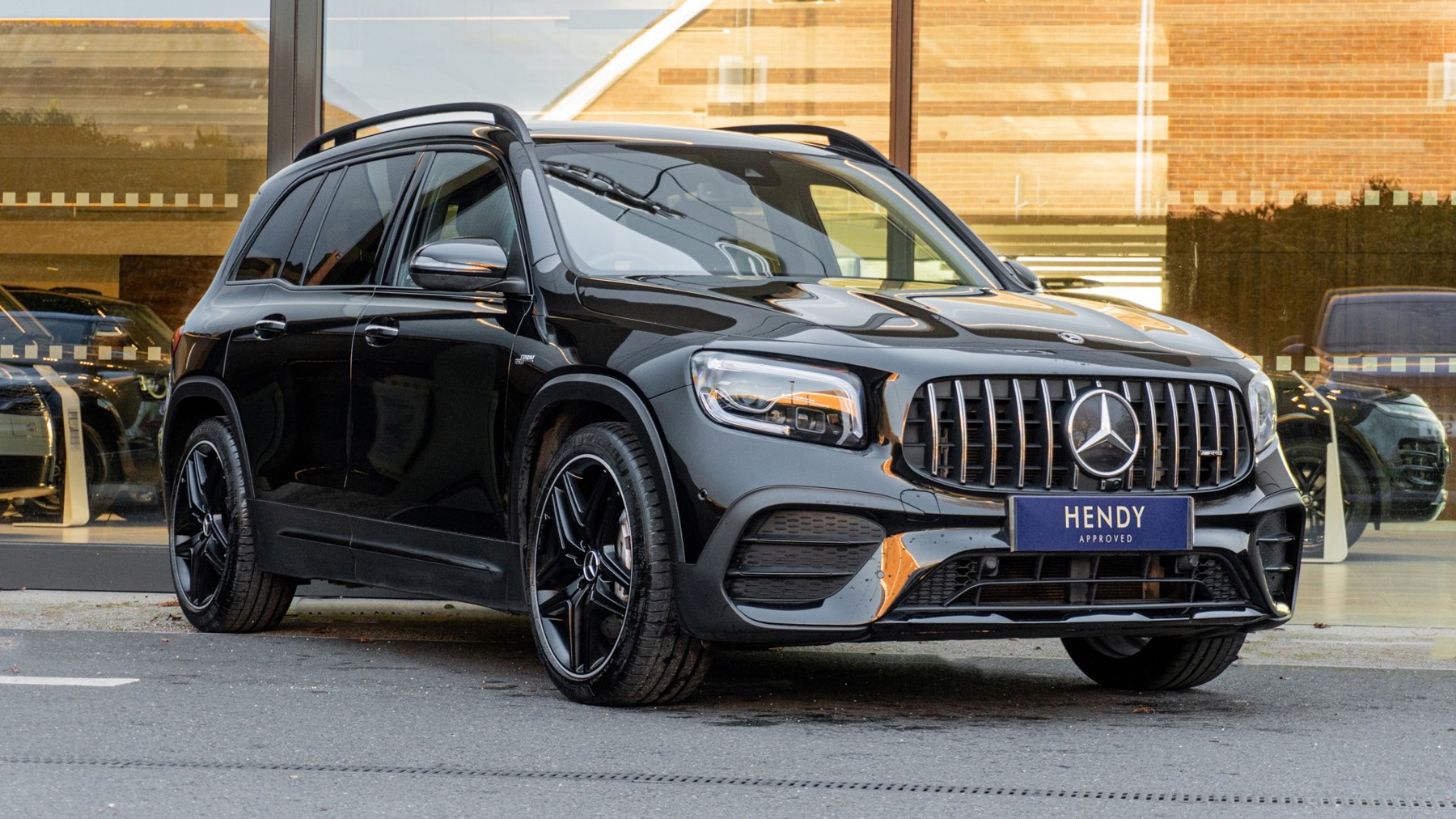 Main listing image - Mercedes-Benz GLB