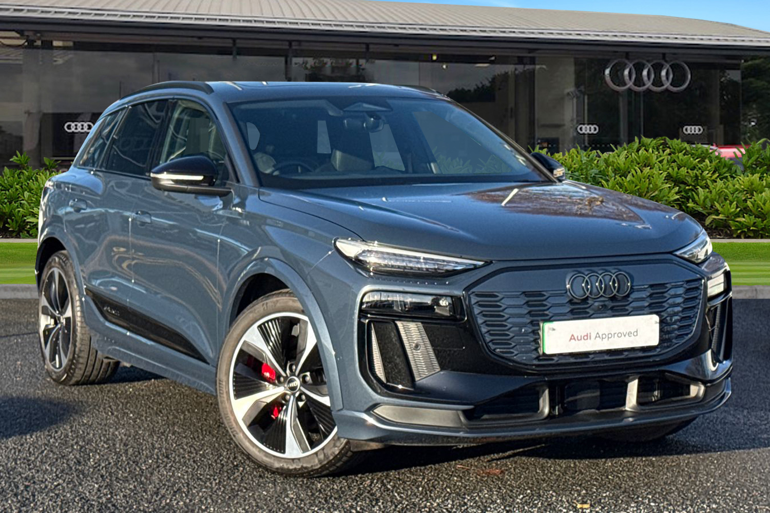 Main listing image - Audi SQ6 e-tron
