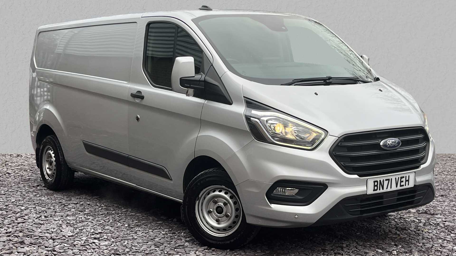 Main listing image - Ford Transit Custom