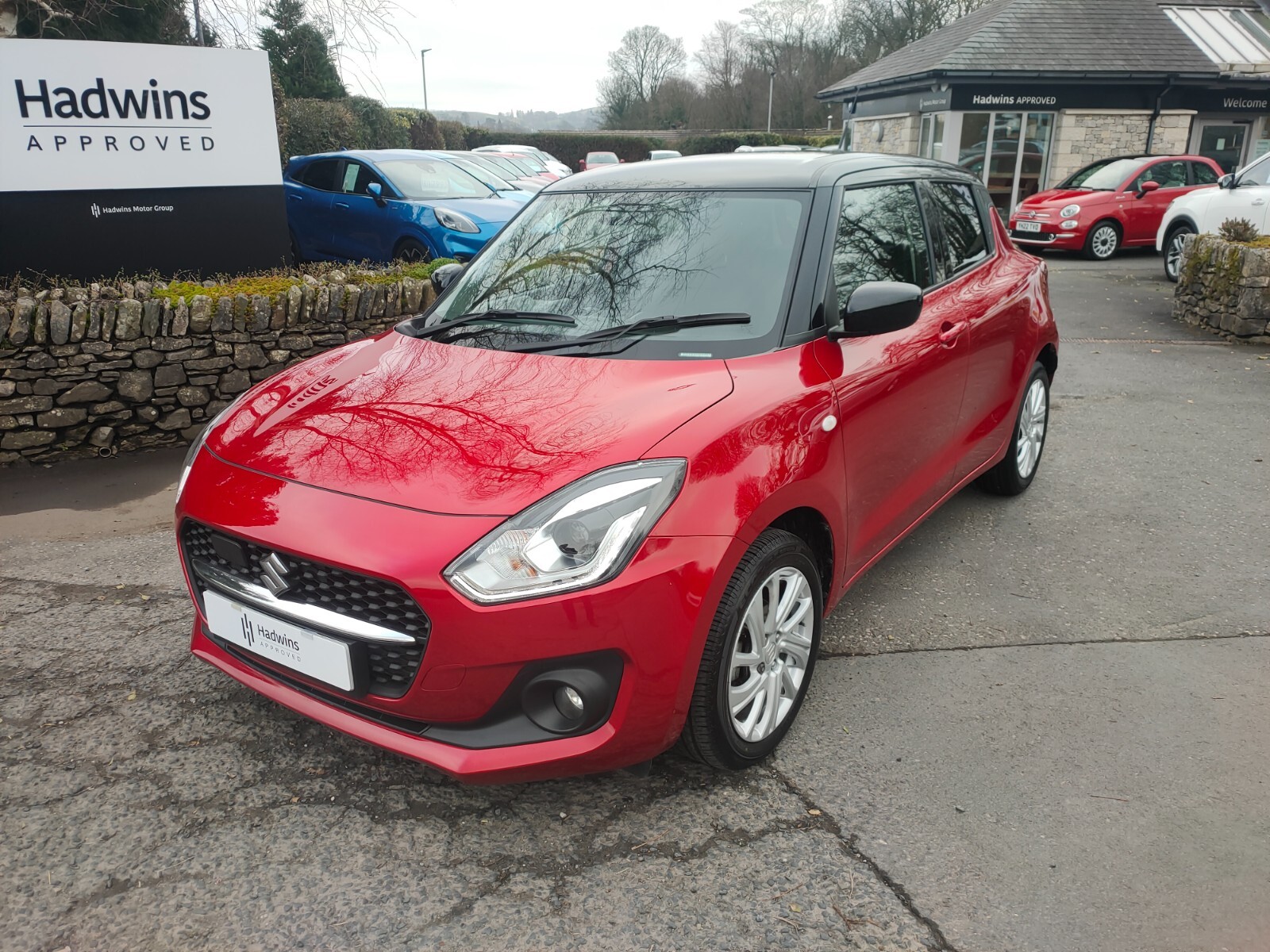 Main listing image - Suzuki Swift